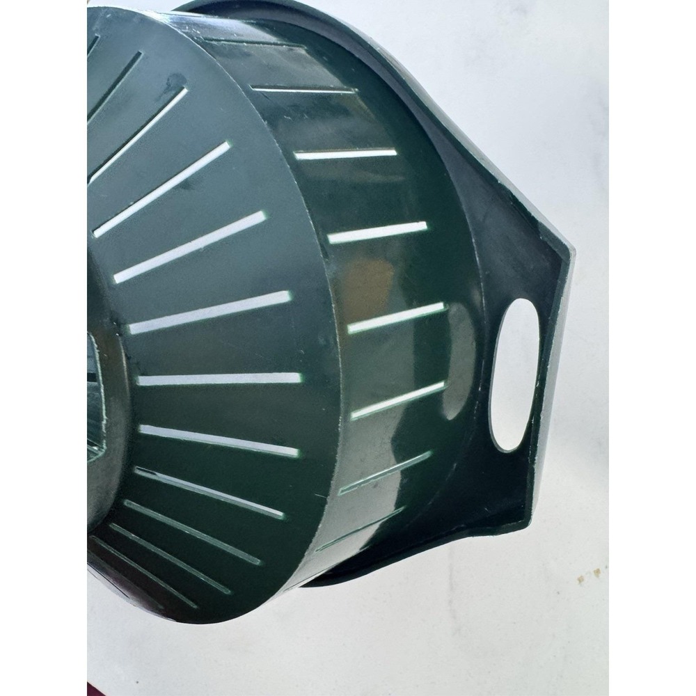 Vintage Colander Green Hard Plastic Durable Timeless Throw Back Great Condition - Picture 9 of 12